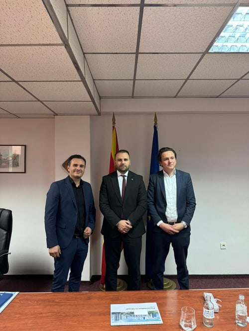 Basar Durmishi, Wirtschaftsminister Nord-Mazedonien, mit Delegation